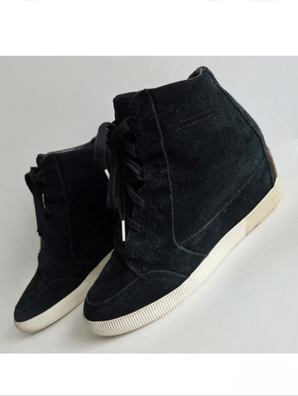 Sorel Out N About Suede Hidden Wedge Sneakers, Size 10